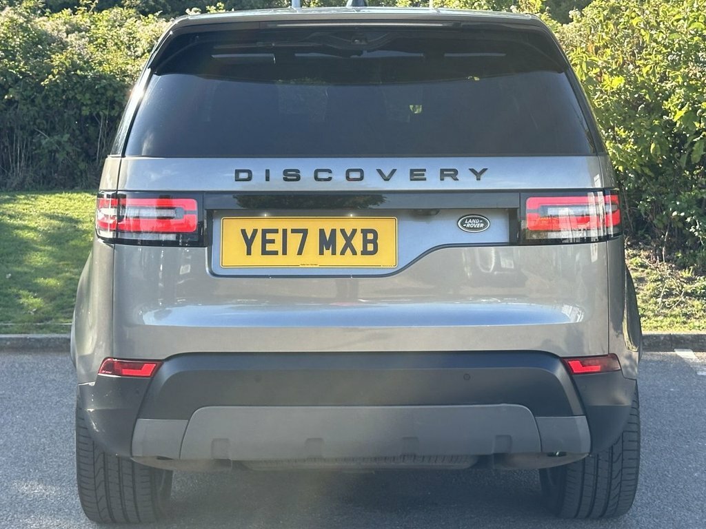 Land Rover Discovery 3L First Edition YE17MXB Silver #4