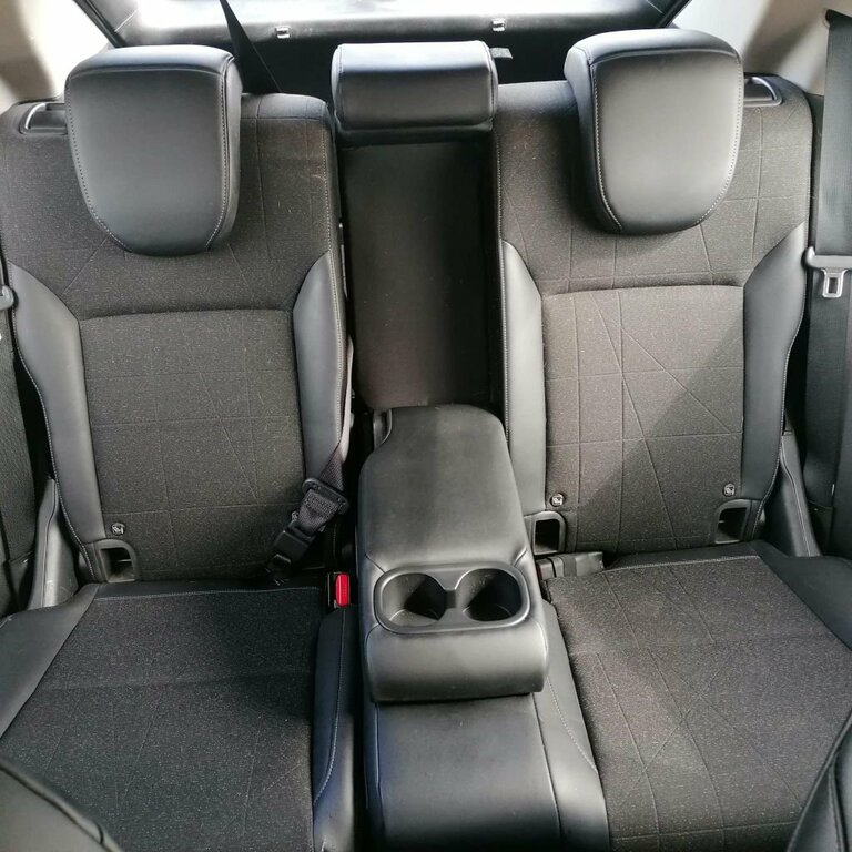 Honda Hr-V 1.5L Advance RF71JEU White #2