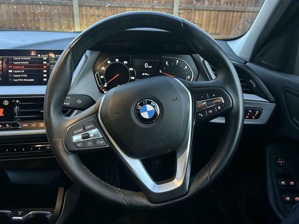 BMW 1 Series 1.5L Se KT70OUY Grey #4