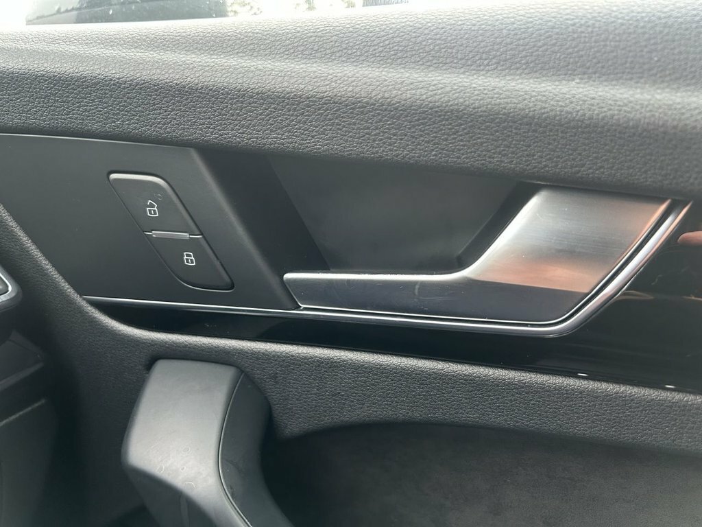 Audi Q5 2L Black Edition VE69EOA Grey #6