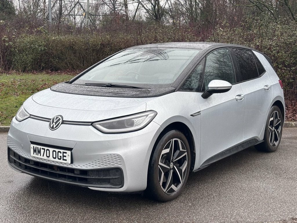 Volkswagen ID.3 Hatchback MM70OGE Silver