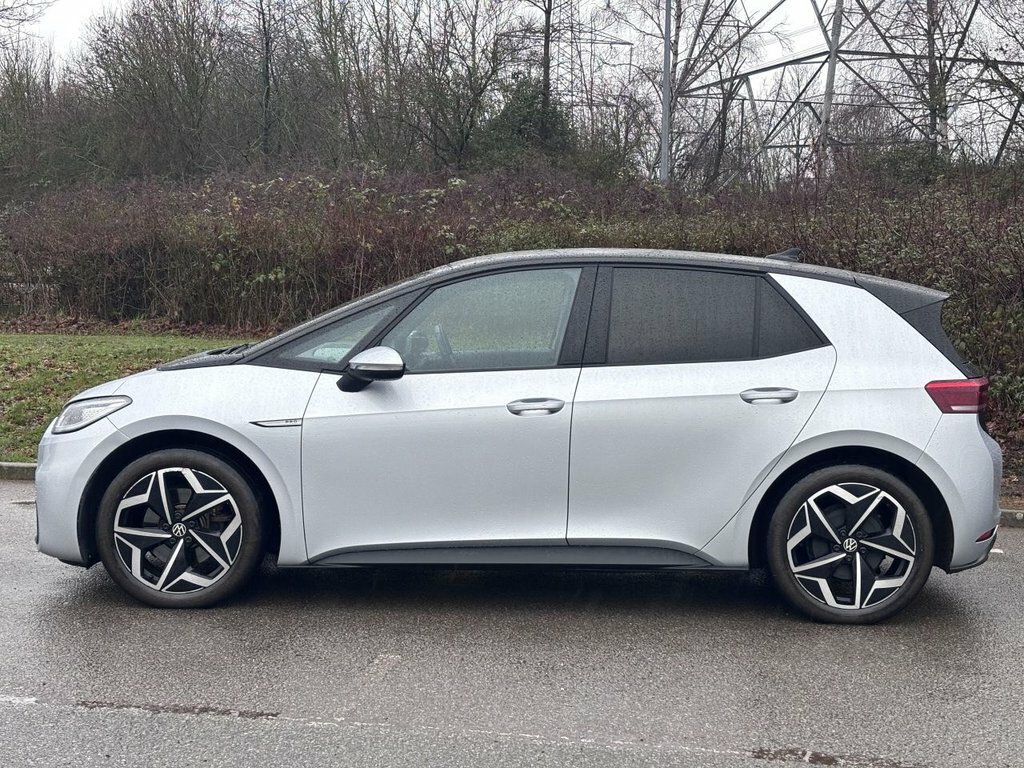 Volkswagen ID.3 Hatchback MM70OGE Silver #2