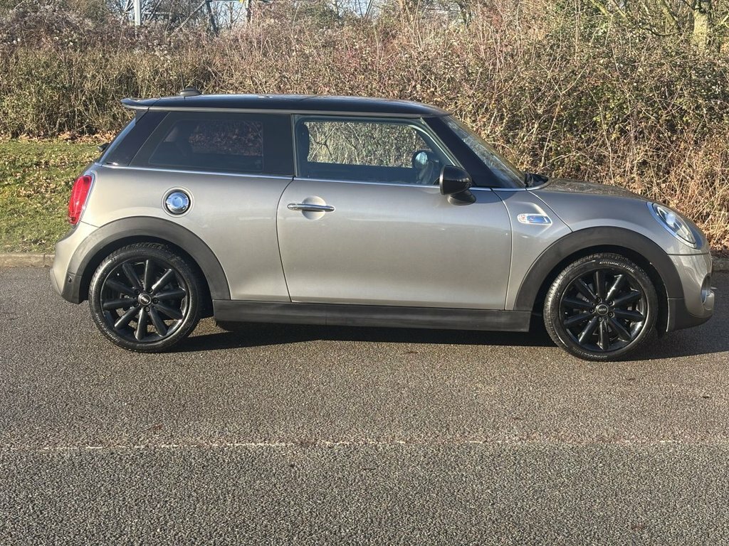 Mini Hatch 2L Cooper S Classic NA69NTT Silver #6