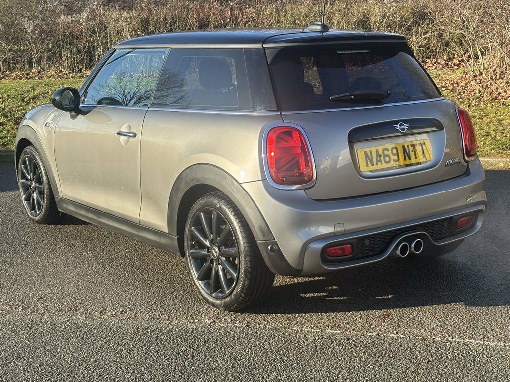 Mini Hatch 2L Cooper S Classic NA69NTT Silver #3