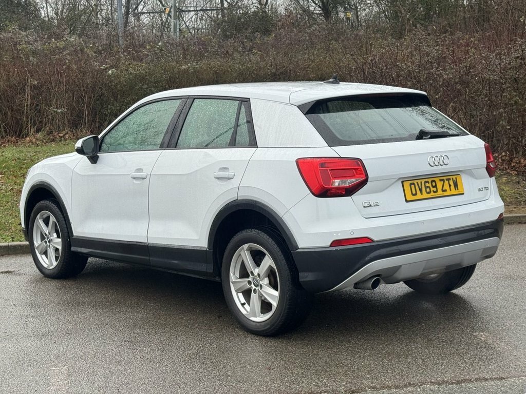Audi Q2 1.6L Sport OV69ZTW White #3