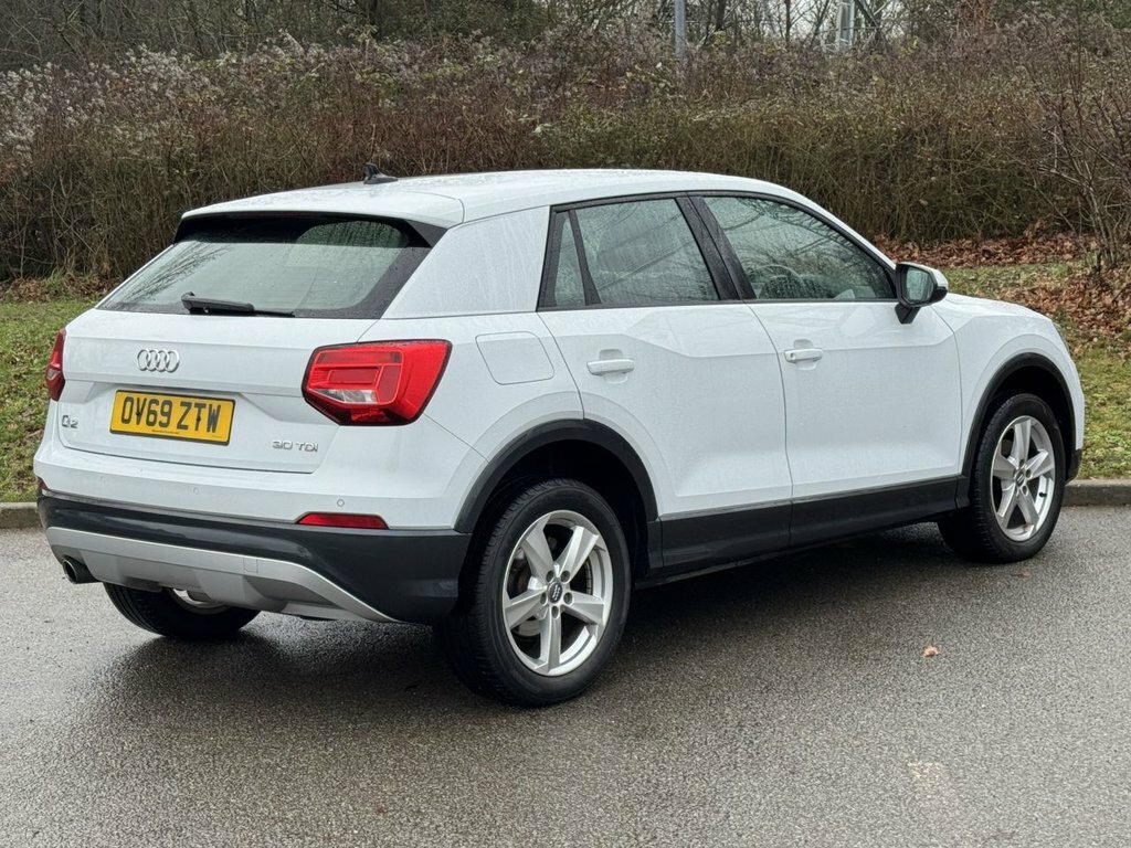 Audi Q2 1.6L Sport OV69ZTW White #5
