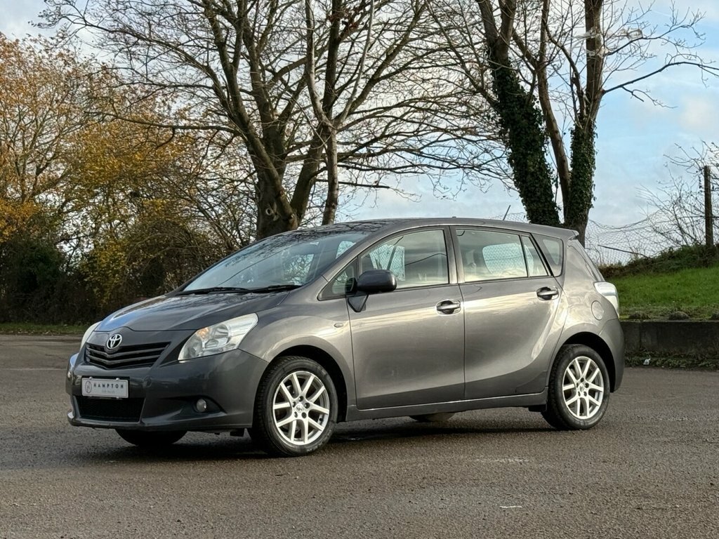 Toyota Verso Mpv FL10EHS Grey #5