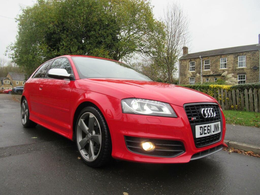 Audi S3 Hatchback 2.0 Tfsi Black Edition S Tronic Quattro Red