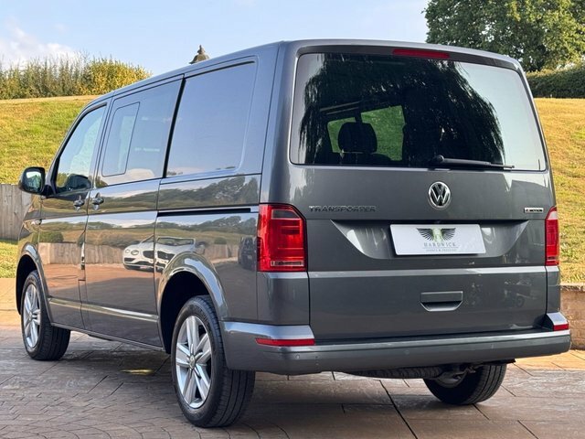 Volkswagen Transporter 2019 2.0 Bitdi T32 Highline Kombi Double Cab D NJ69HDA Grey #6