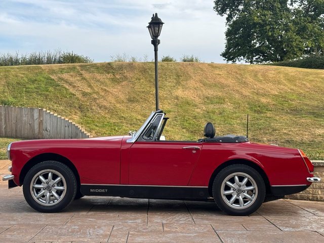 MG Midget 1500 Brown #3