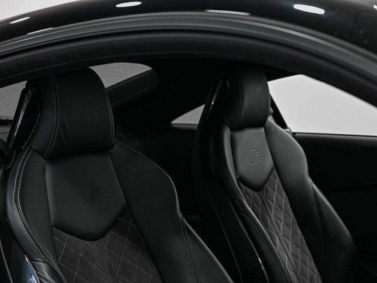Audi TT 40 Tfsi Black Edition S Tronic PN72MWG Black #2