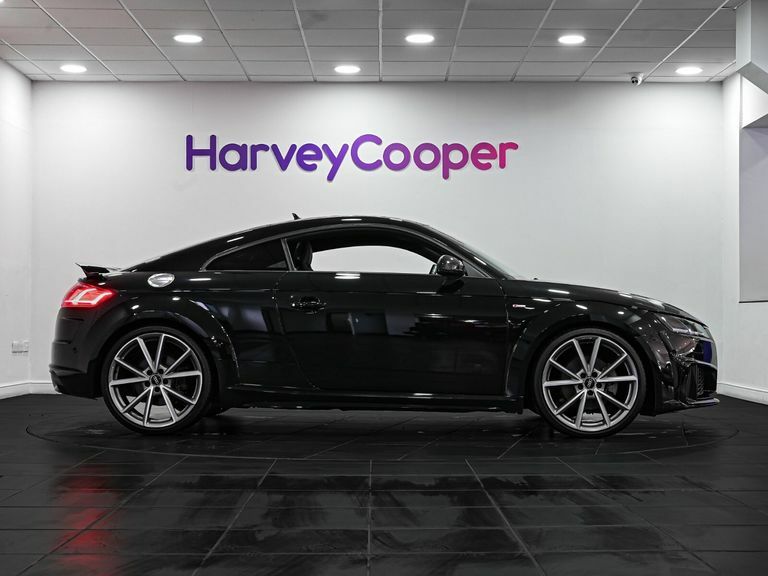 Audi TT 40 Tfsi Black Edition S Tronic PN72MWG Black #4