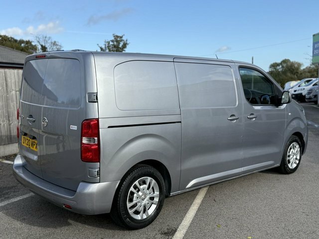 Vauxhall Vivaro 1.5 Turbo D 2700 Sportive Panel Van Man Grey #3