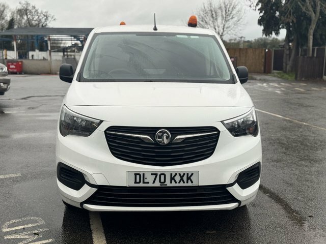 Vauxhall Combo 1.6 Turbo D 2300 Sportive Panel Van Man DL70KXK White #2