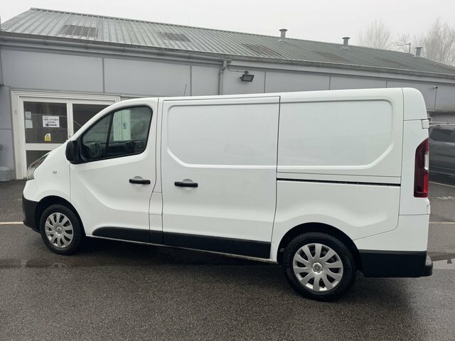 Renault Trafic 2.0 Dci Energy 28 Business Panel Van M White
