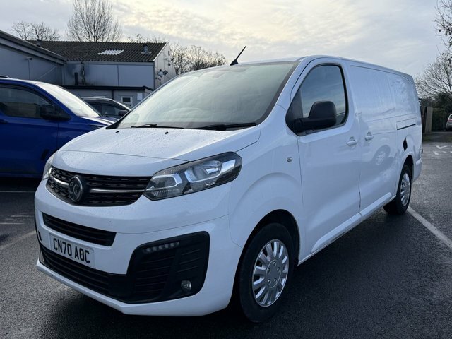 Vauxhall Vivaro 1.5 Turbo D 2900 Sportive Panel Van Man CN70AOC White #6