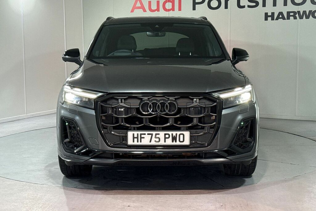 Audi Q7 Black Edition HF75PWO Black #6