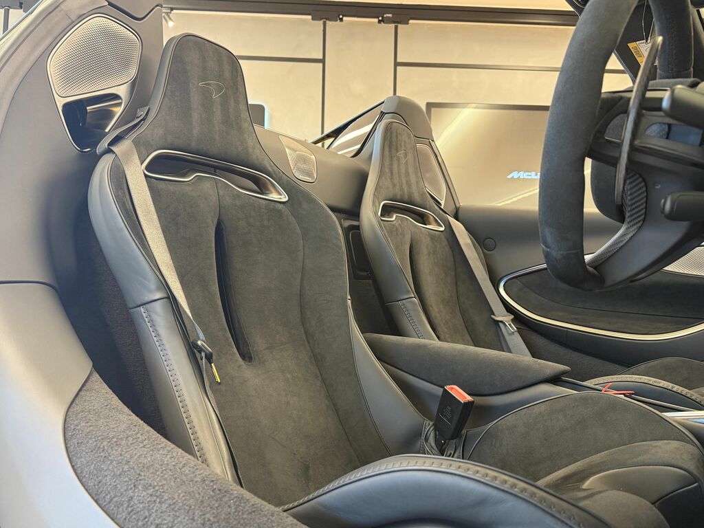 McLaren Artura 3.0T V6 7.4Kwh Coupe Plug-in Hybrid Ssg Orange #26