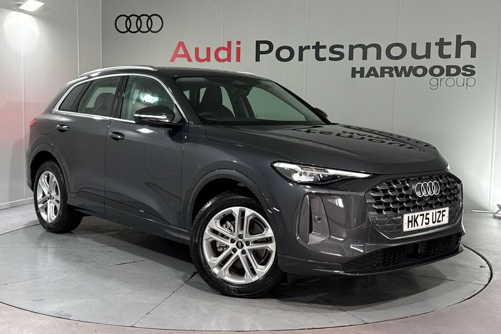 Audi Q5 Sport Black