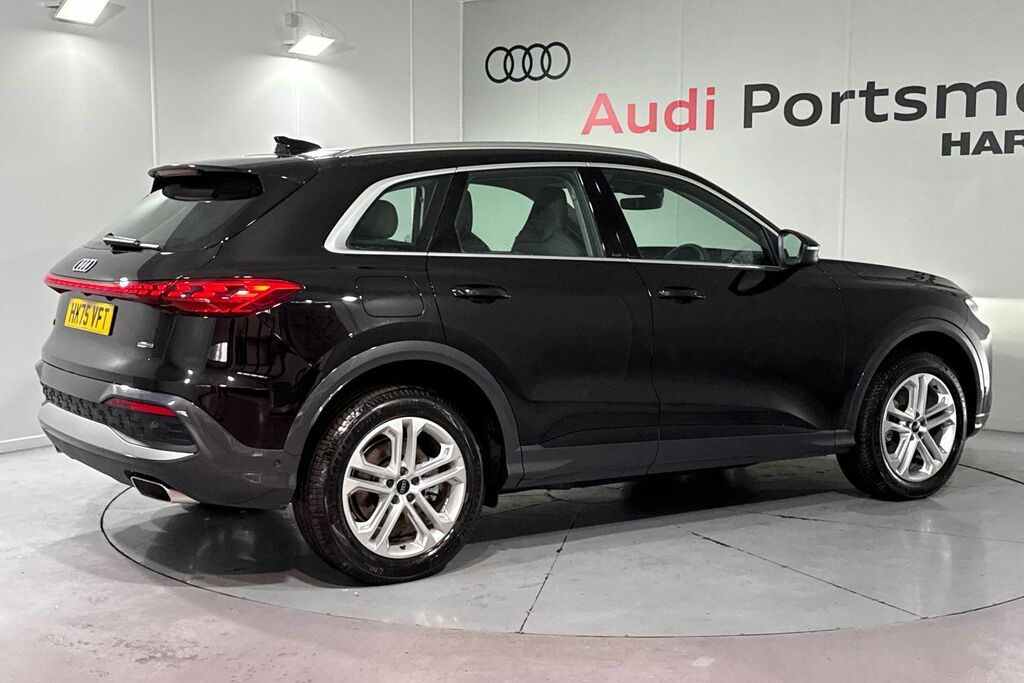 Audi Q5 Sport HK75VFT Black #6