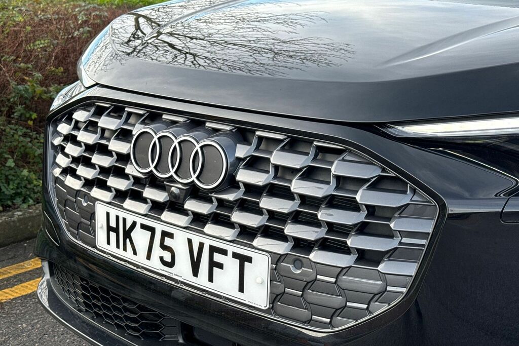 Audi Q5 Sport HK75VFT Black #5