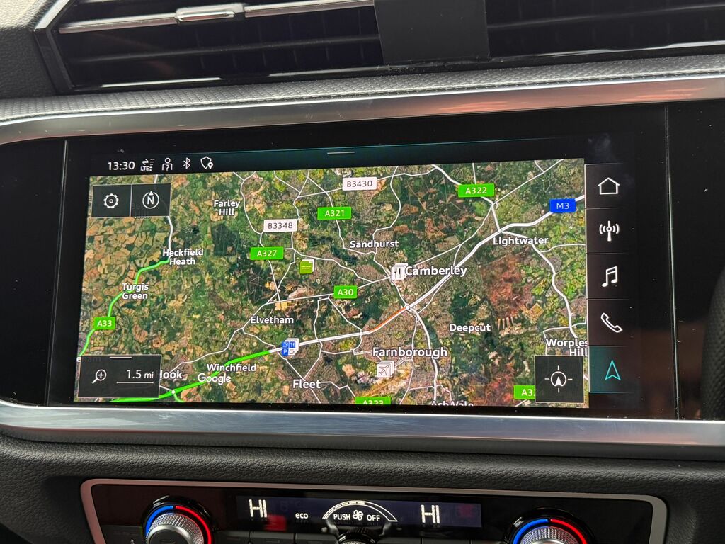 Audi Q3 S Line OY22XEM Red #4