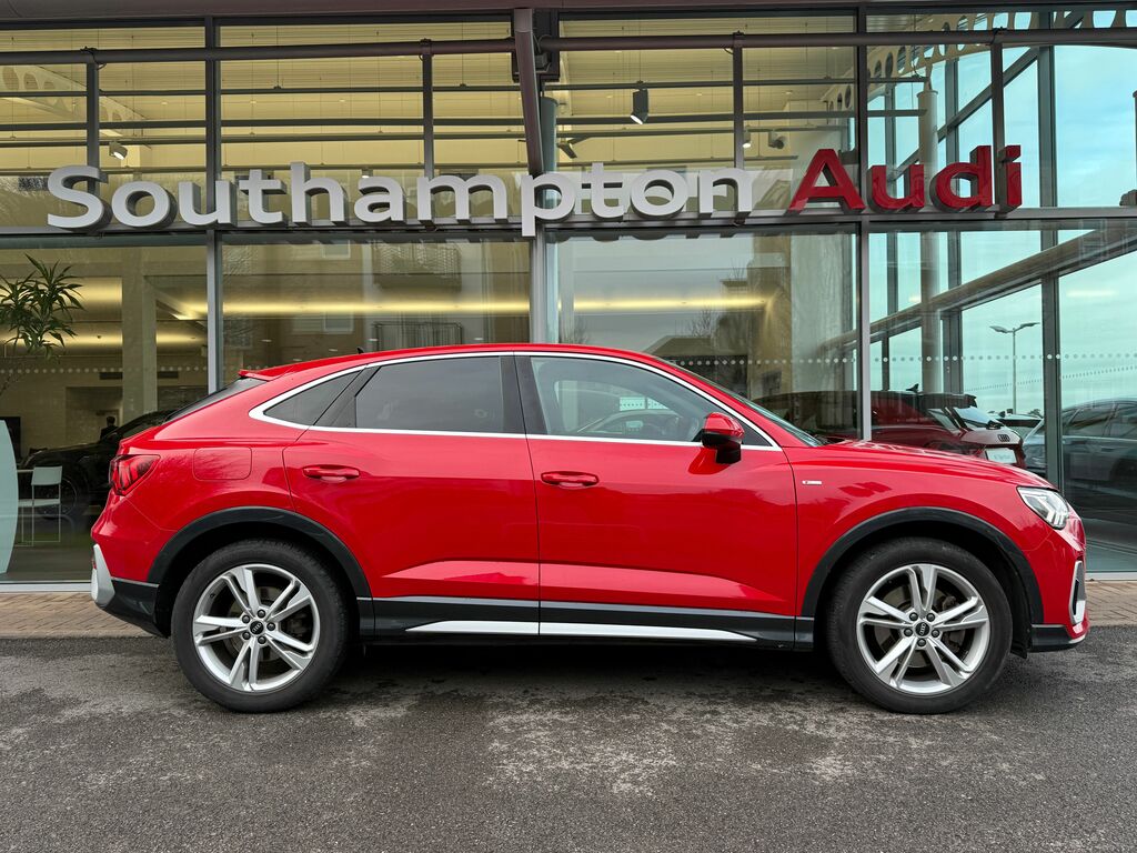 Audi Q3 S Line OY22XEM Red #2