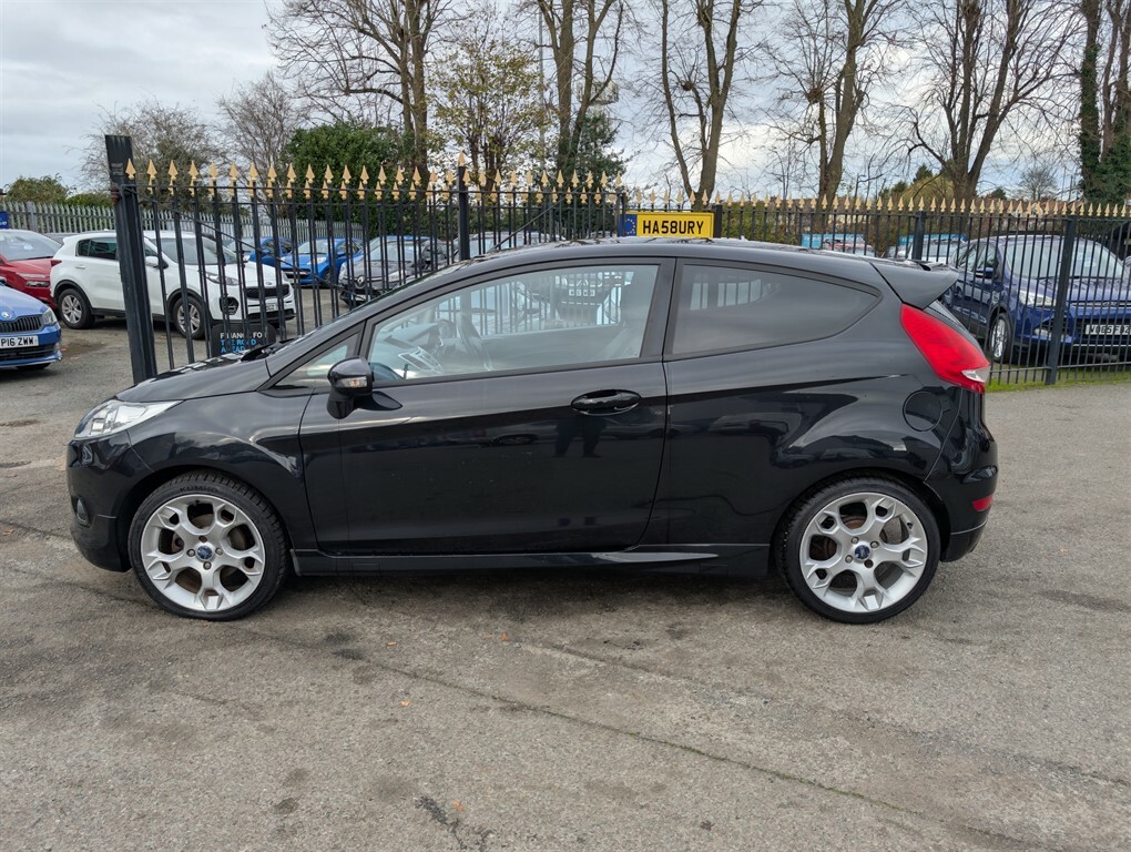 Ford Fiesta 1.6 Tdci Zetec S Hatchback 110 Black #5