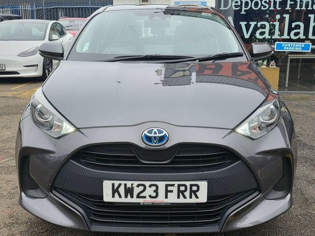 Toyota Yaris Vvt-h Icon Hatchback KW23FRR Grey #5
