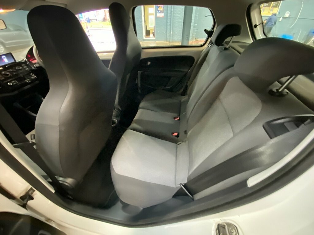 Volkswagen Up 1L Move Up GY62WOM White #5