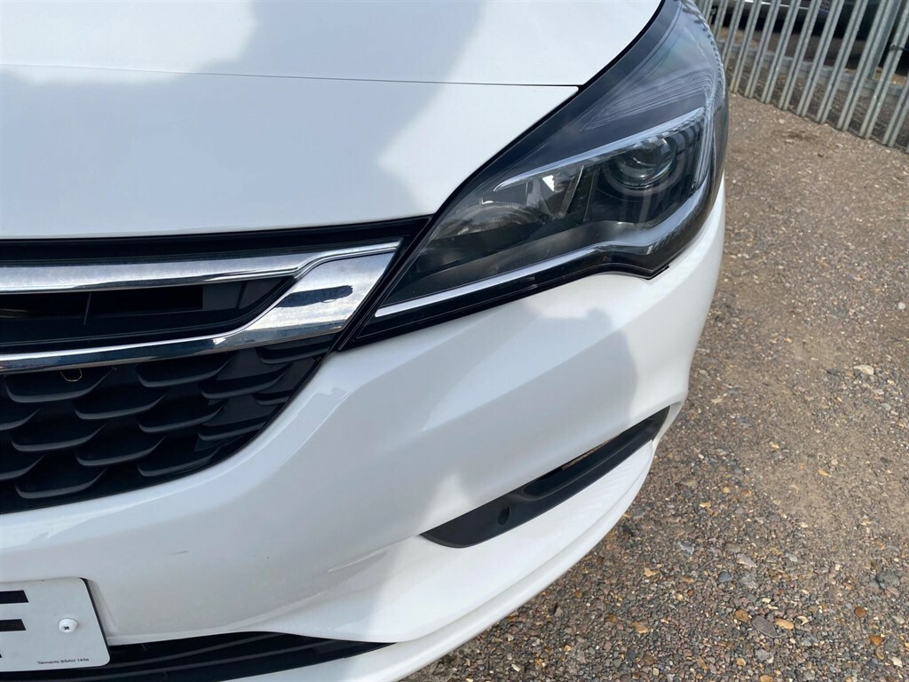 Vauxhall Astra 1.0I Turbo Ecotec Design Euro 6 Ss DP68XOF White #4
