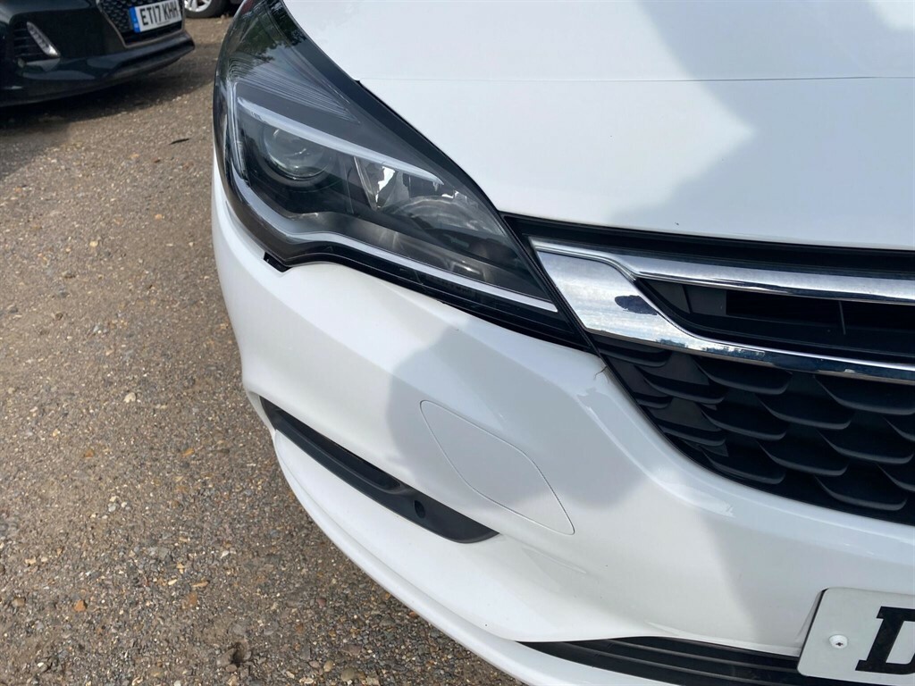 Vauxhall Astra 1.0I Turbo Ecotec Design Euro 6 Ss DP68XOF White #3