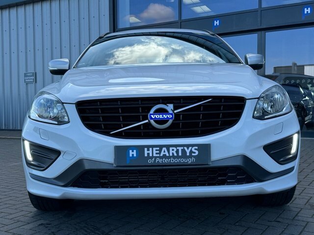Volvo XC60 D5 R-design Nav Suv KV17ZBX White #2