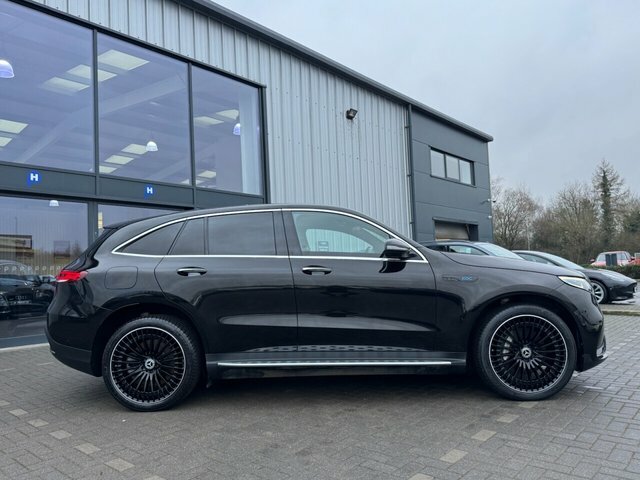 Mercedes-Benz EQC 400 80Kwh Amg Line AF22YWP Black #4