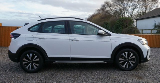Volkswagen Taigo Tsi Life Suv YB72PCU White #2