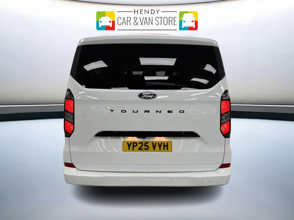 Ford Tourneo Custom 2.0 Ecoblue 136Ps H1 Titanium 8 Seater YP25VYH White #4