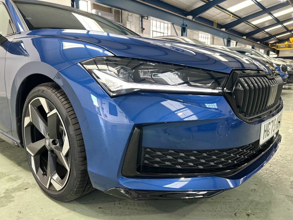 Skoda Superb 1.5 Tsi E-tec Sportline Dsg HG75KNB Blue #3