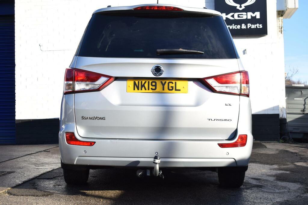 SsangYong Turismo Mpv Silver #11