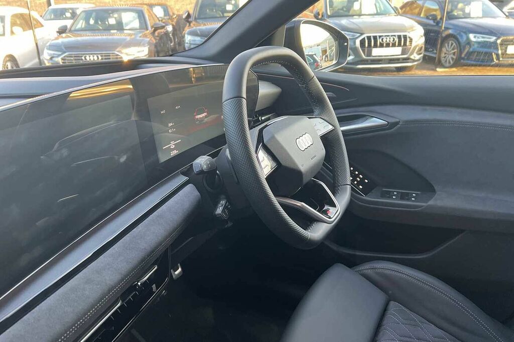 Audi Q6 E-Tron Q6 Sportback Edition 1 E-tron 185,00 Kw HJ75UHZ #2