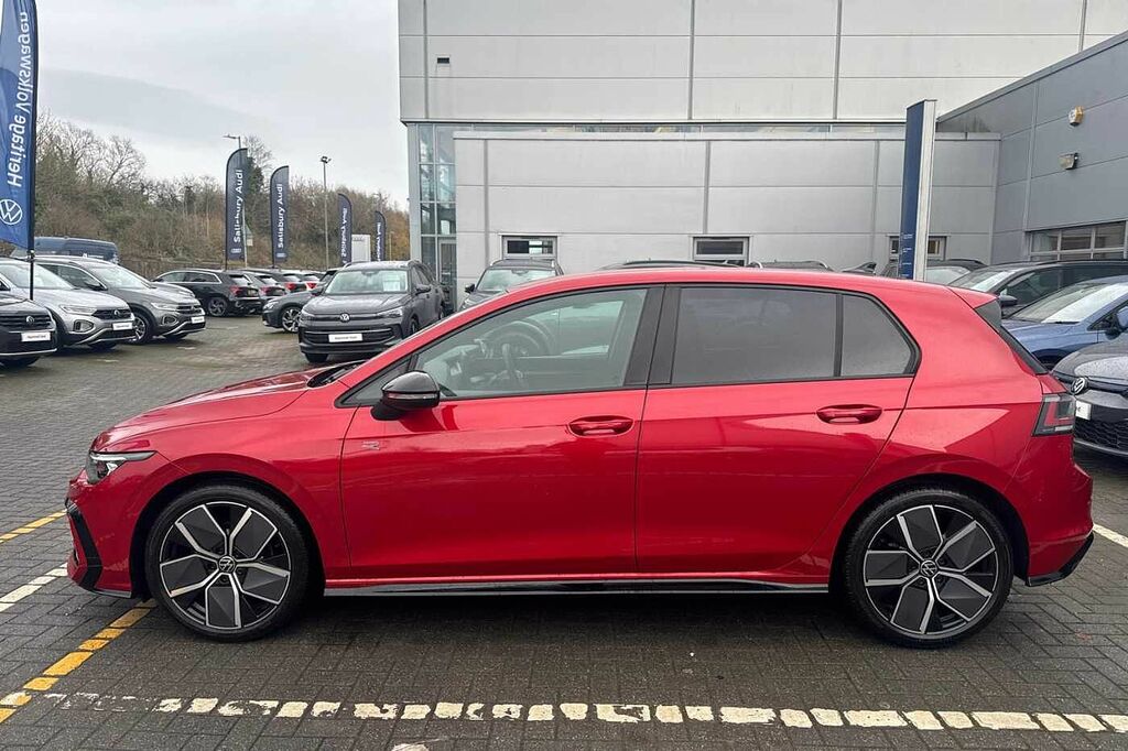 Volkswagen Golf 2.0 Tdi 150 Black Edition Dsg HJ75WFO Red #4