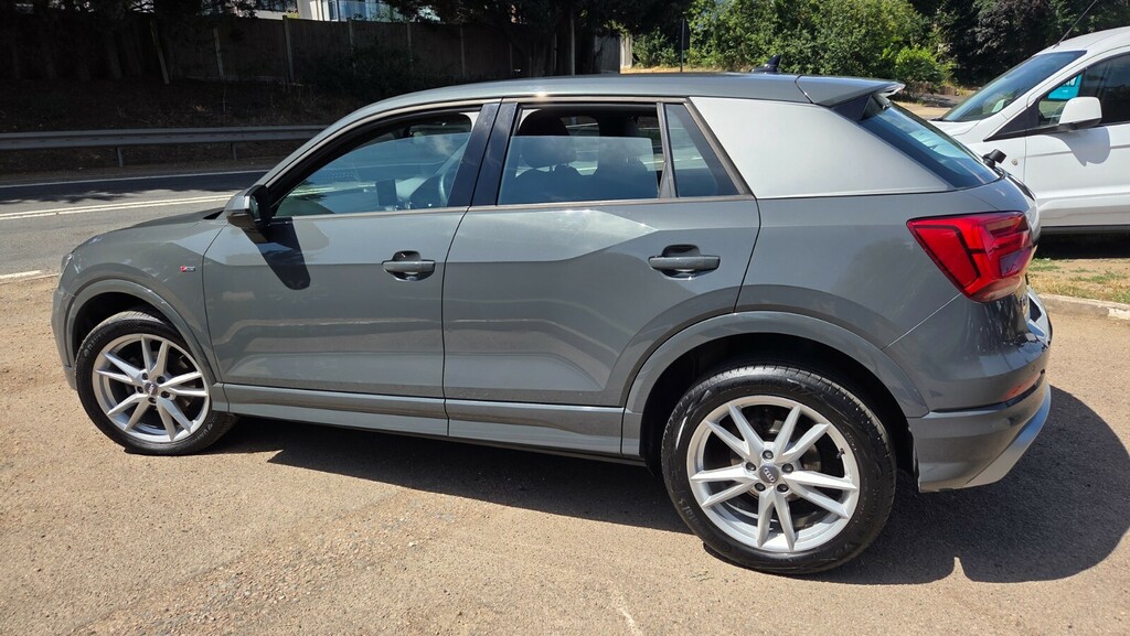 Audi Q2 35 Tfsi S Line AK69FPV Grey #2
