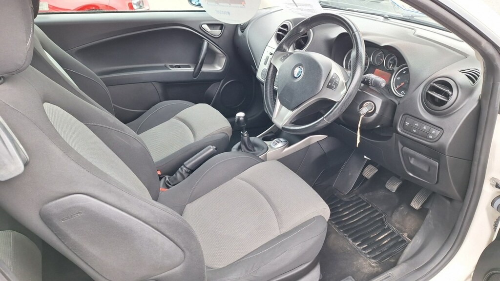 Alfa Romeo MiTo 1.3 Jtdm Sprint 3-Door From 2,995 Retail White #6