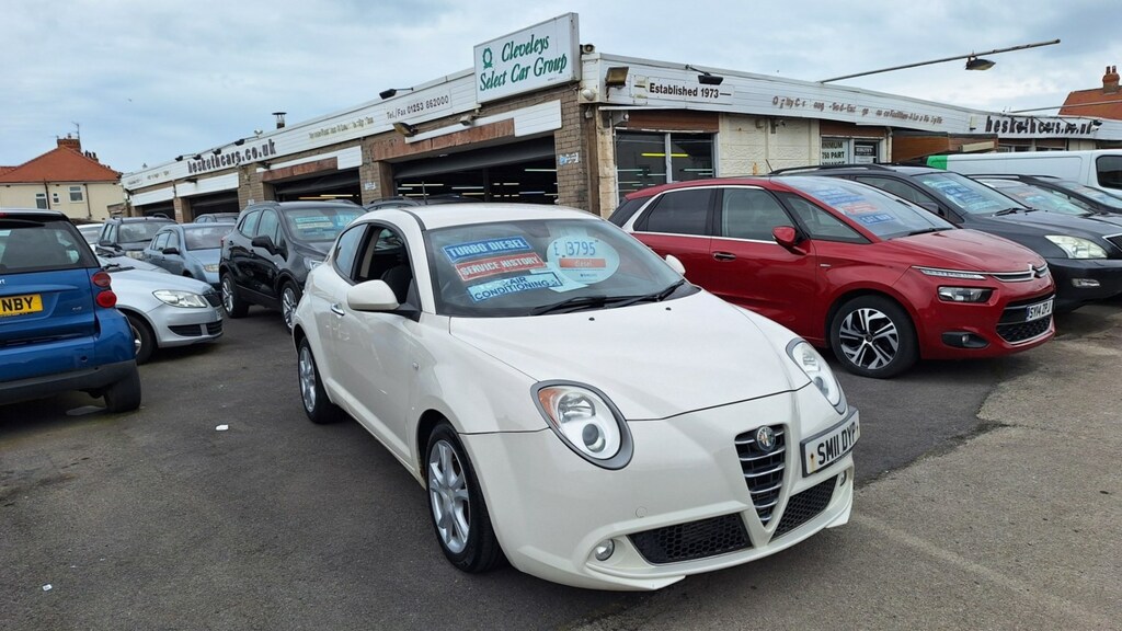 Alfa Romeo MiTo 1.3 Jtdm Sprint 3-Door From 2,995 Retail White #3