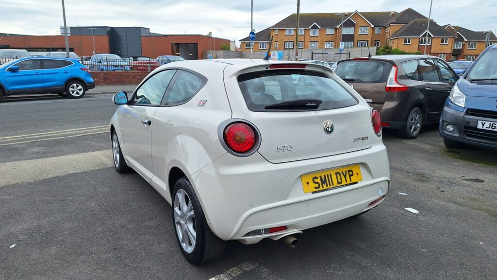 Alfa Romeo MiTo 1.3 Jtdm Sprint 3-Door From 2,995 Retail White #5