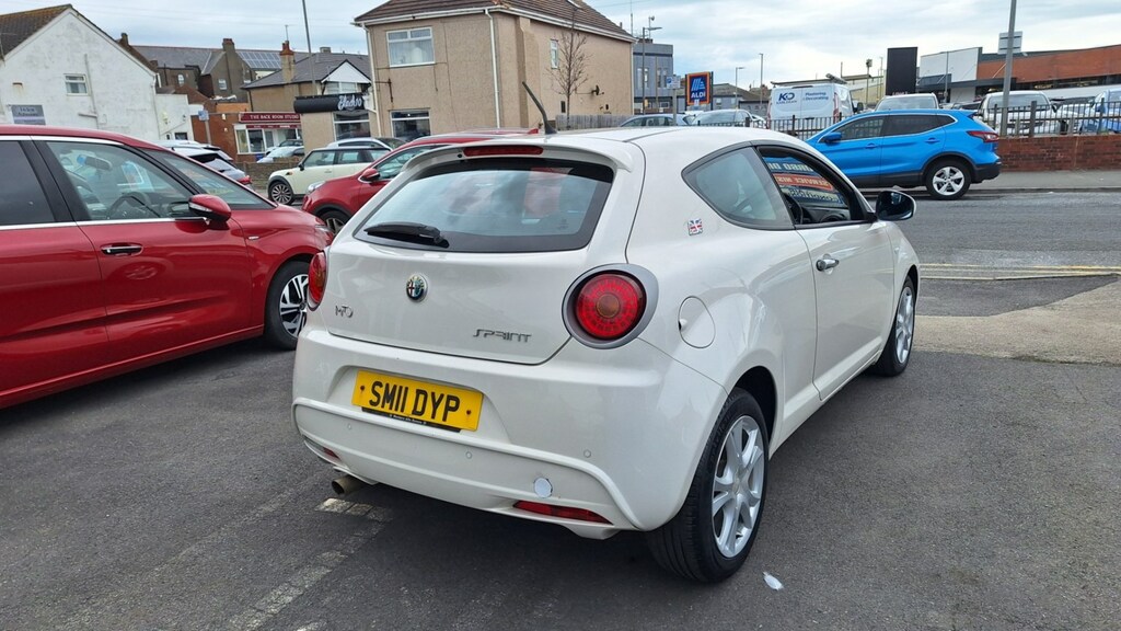 Alfa Romeo MiTo 1.3 Jtdm Sprint 3-Door From 2,995 Retail White #4