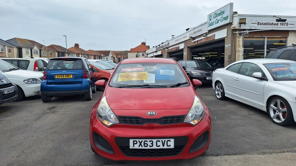 Kia RIO 1 1.25 3-Door From 3,195 Retail Package Red