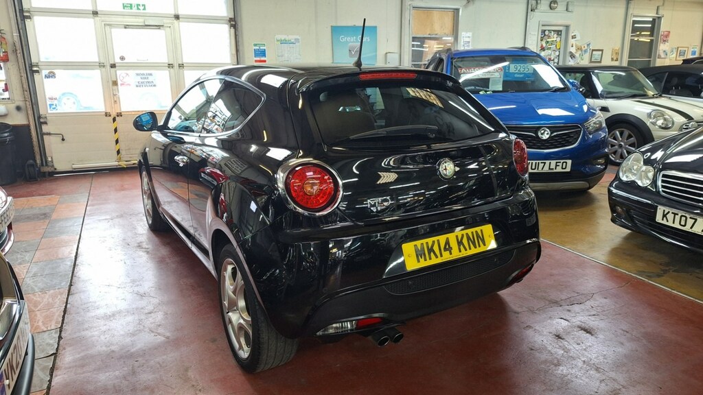 Alfa Romeo MiTo Hatchback Black #5