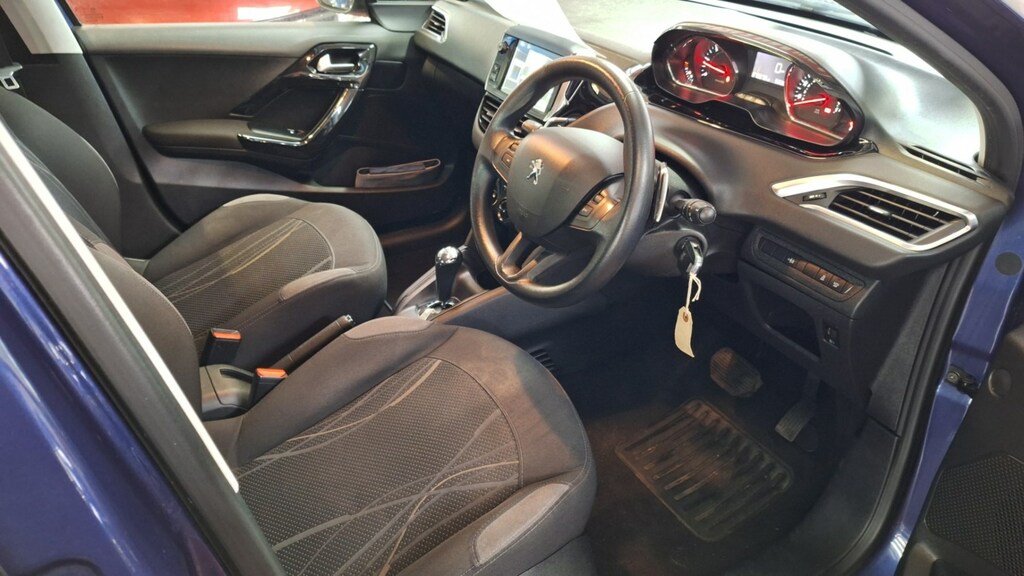 Peugeot 208 Hatchback DY62FCM Blue #6