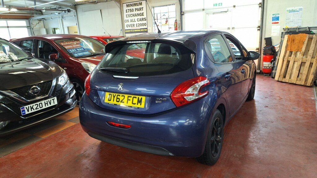 Peugeot 208 Hatchback DY62FCM Blue #4