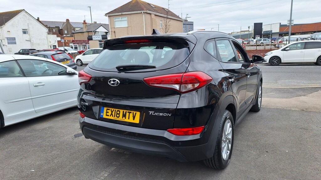 Hyundai Tucson Estate EX18MTV Black #4